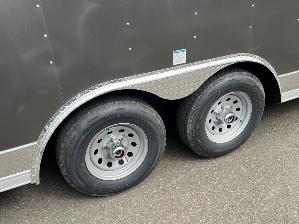 2026 24' x8' Continental Cargo Continental Cargo Tailwind Series Enclosed Cargo Trailer 10K