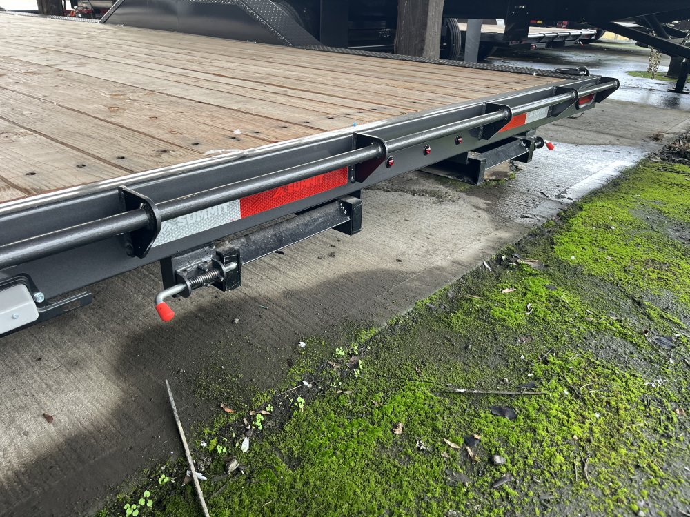 2026 20' x7' Cascade Flatbed 10K W/Drive Over Fenders