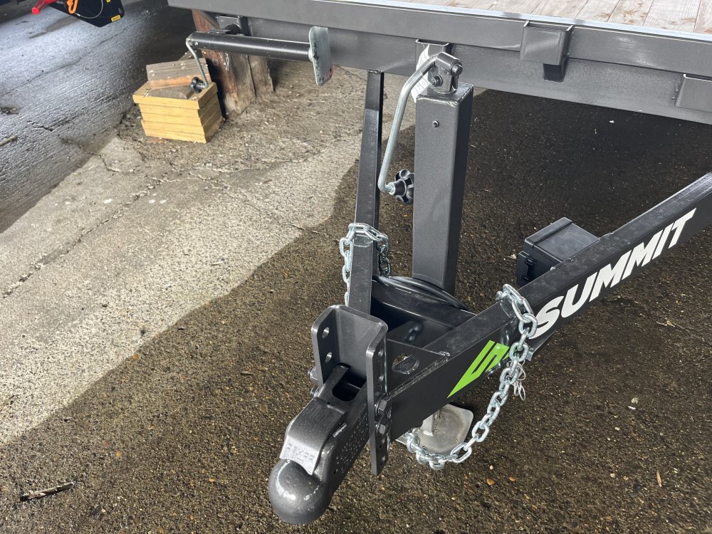 2026 20' x7' Cascade Flatbed 10K W/Drive Over Fenders