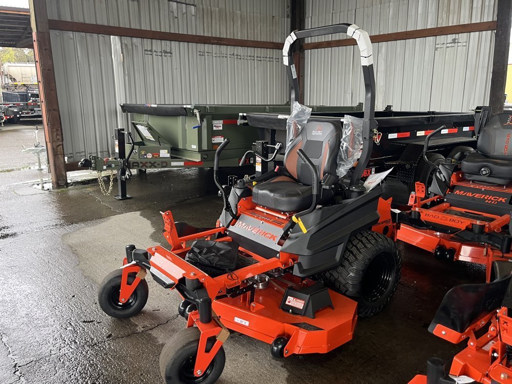 2026 MAVERICK 60" Kawasaki 726cc, 24 hp FS730 Lawn Mower Side Discharge