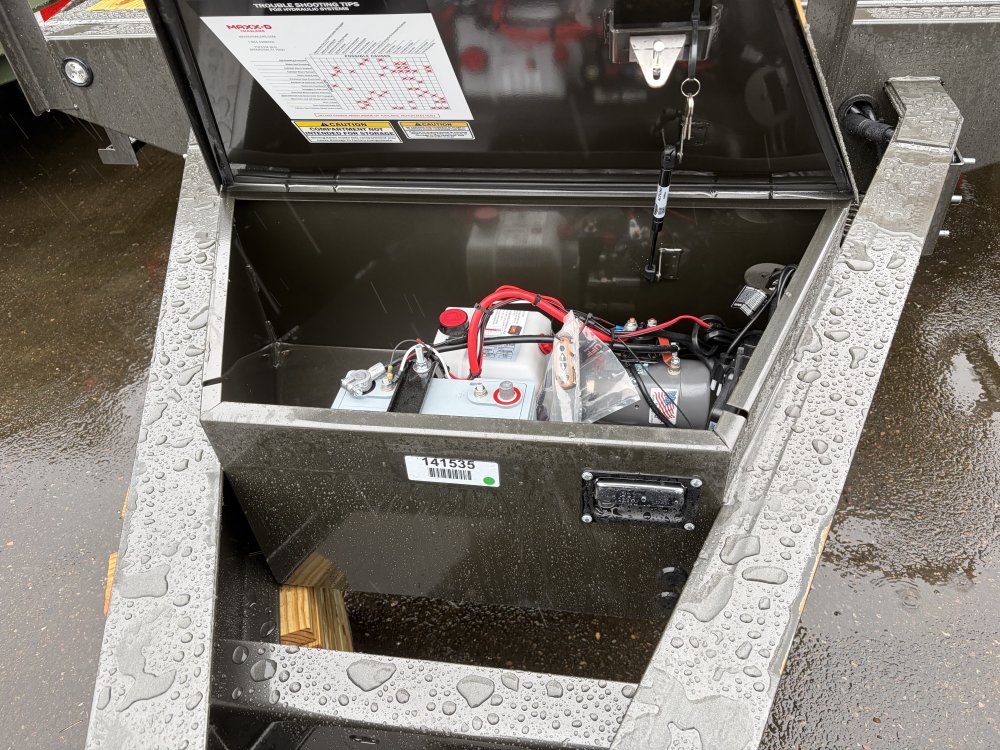 2026 22' x8' 6" Maxx-D TOX - 8 INCH 10LB I-BEAM POWER TILT DECKOVER 17.5K