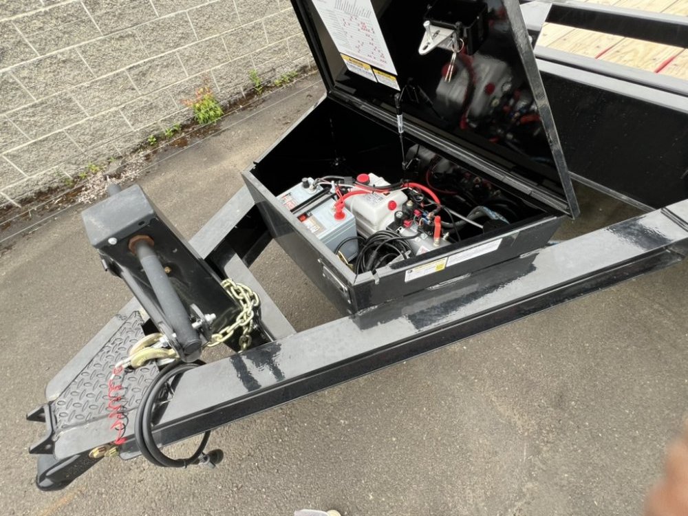 2024 22' x Maxx-D TOX - 8 INCH 10LB I-BEAM POWER TILT DECKOVER 14K