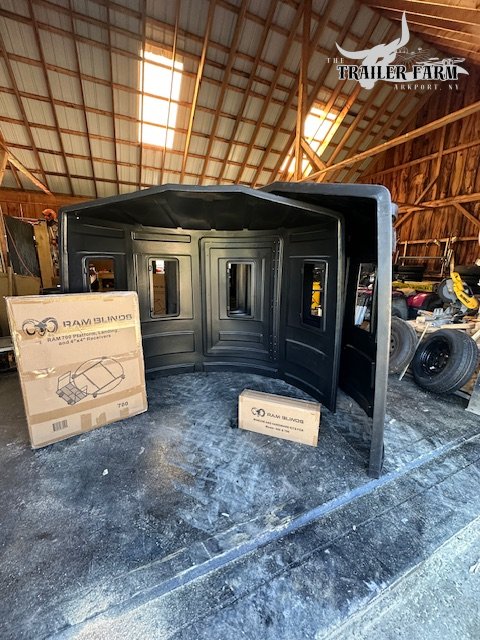 RAM 700 HUNTING BLIND UNASSEMBLED W/TINTED WINDOWS & BASE KIT