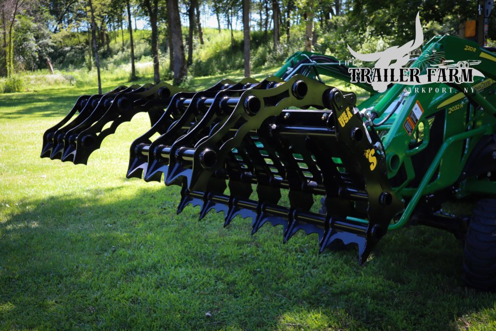 STINGER 56" COMPACT CLAM GRAPPLE FOR TRACTOR