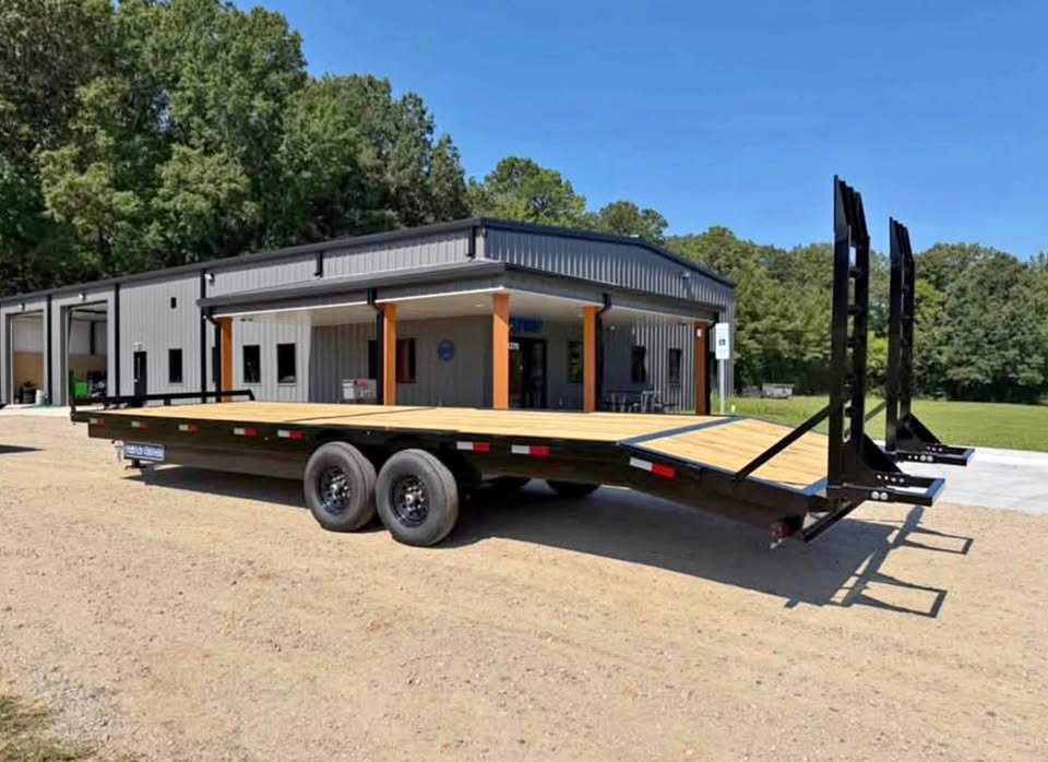 2027 8.5X28 Triple Crown Deckover
