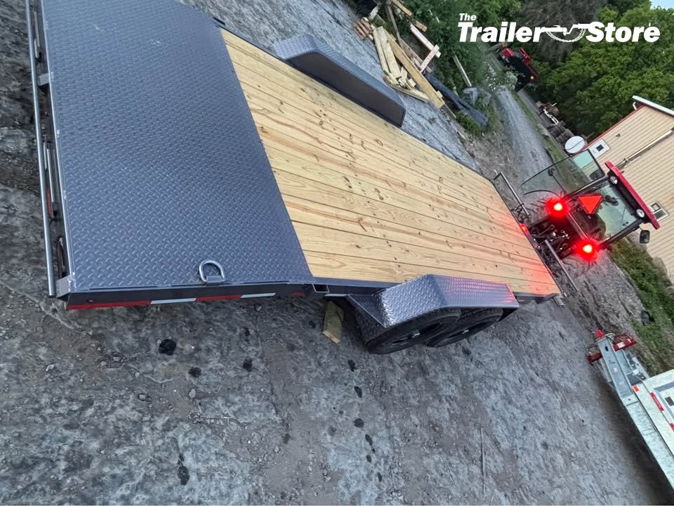 CALIBER 7X24 CAR HAULER