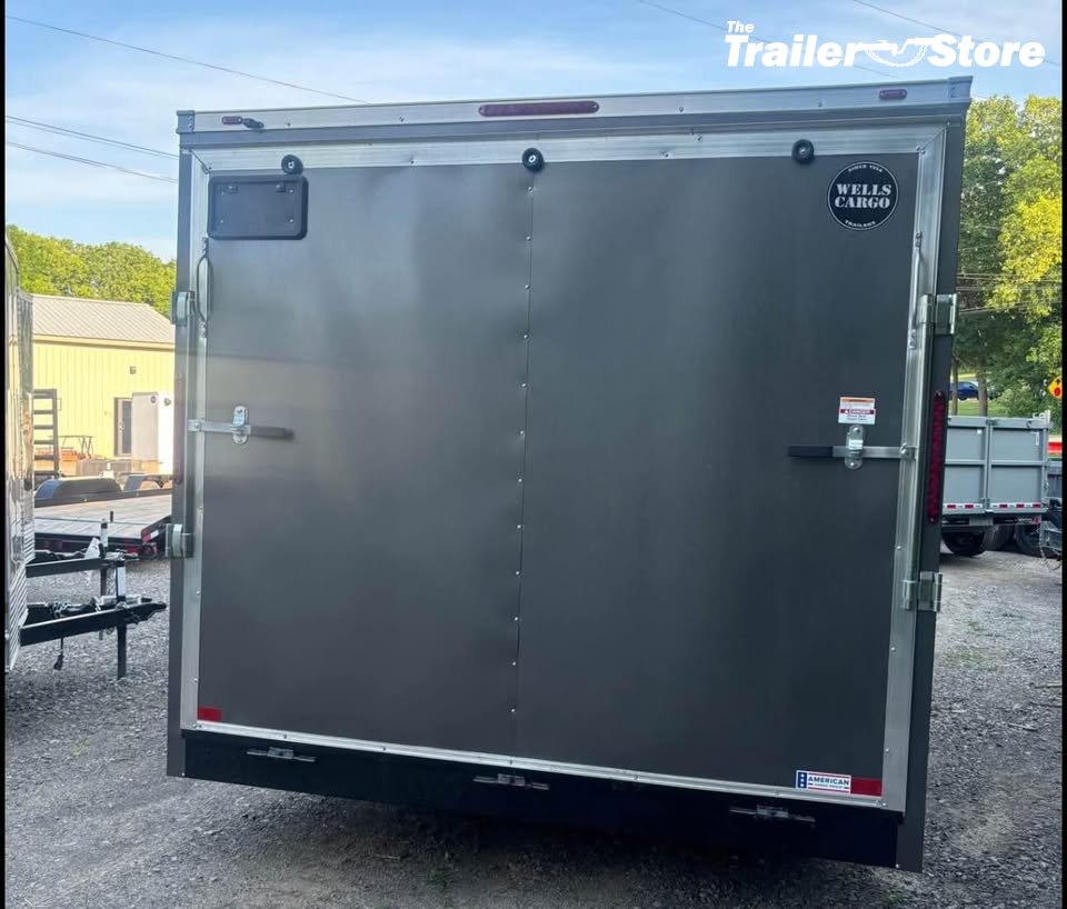 WELLS CARGO 8.5X20 ENCLOSED