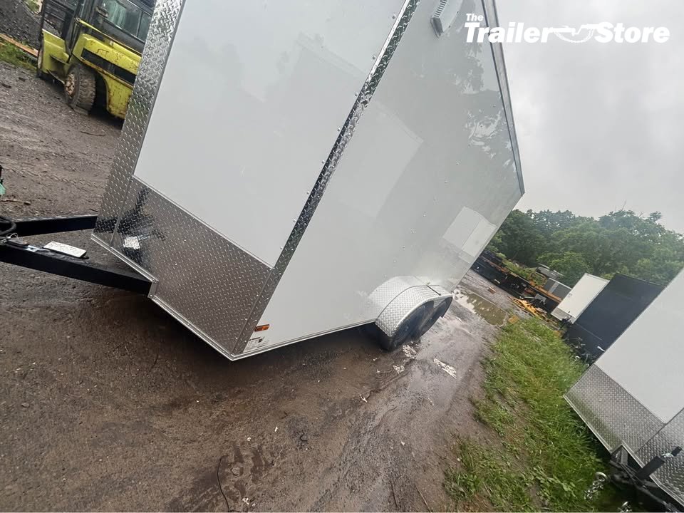 ALL WORLD TRAILERS 7X14 ENCLOSED