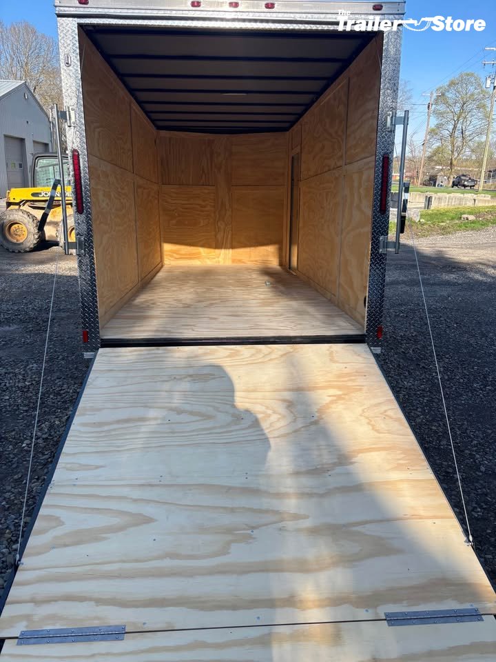 ALL WORLD TRAILERS 7X14 ENCLOSED