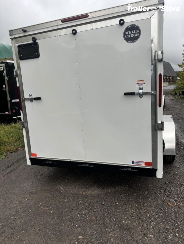 WELLS CARGO 7X16 ENCLOSED