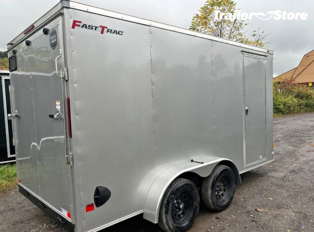 WELLS CARGO 7X16 ENCLOSED