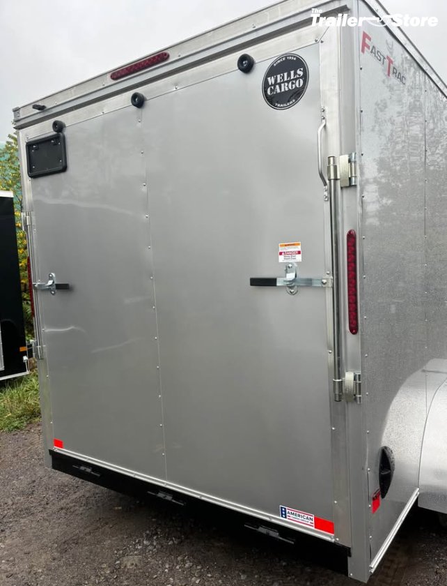 WELLS CARGO 7X16 ENCLOSED