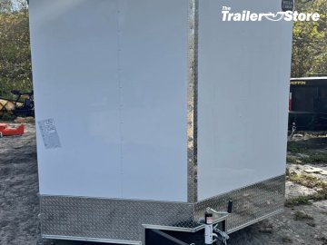 WELLS CARGO 8.5X25 ENCLOSED