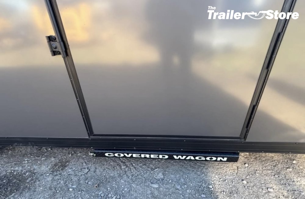 COVERED WAGON 8.5X24 ENCLOSED