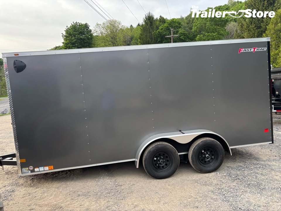 WELLS CARGO 8.5X20 ENCLOSED