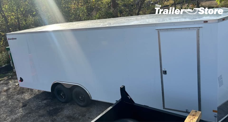 WELLS CARGO 8.5X24 ENCLOSED