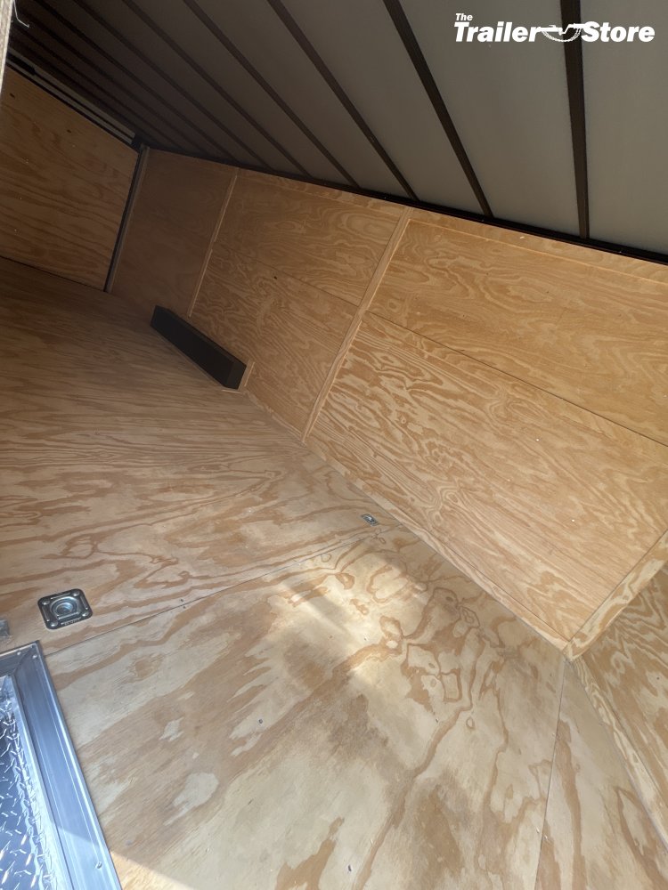 ALL WORLD TRAILERS 8.5X24 ENCLOSED
