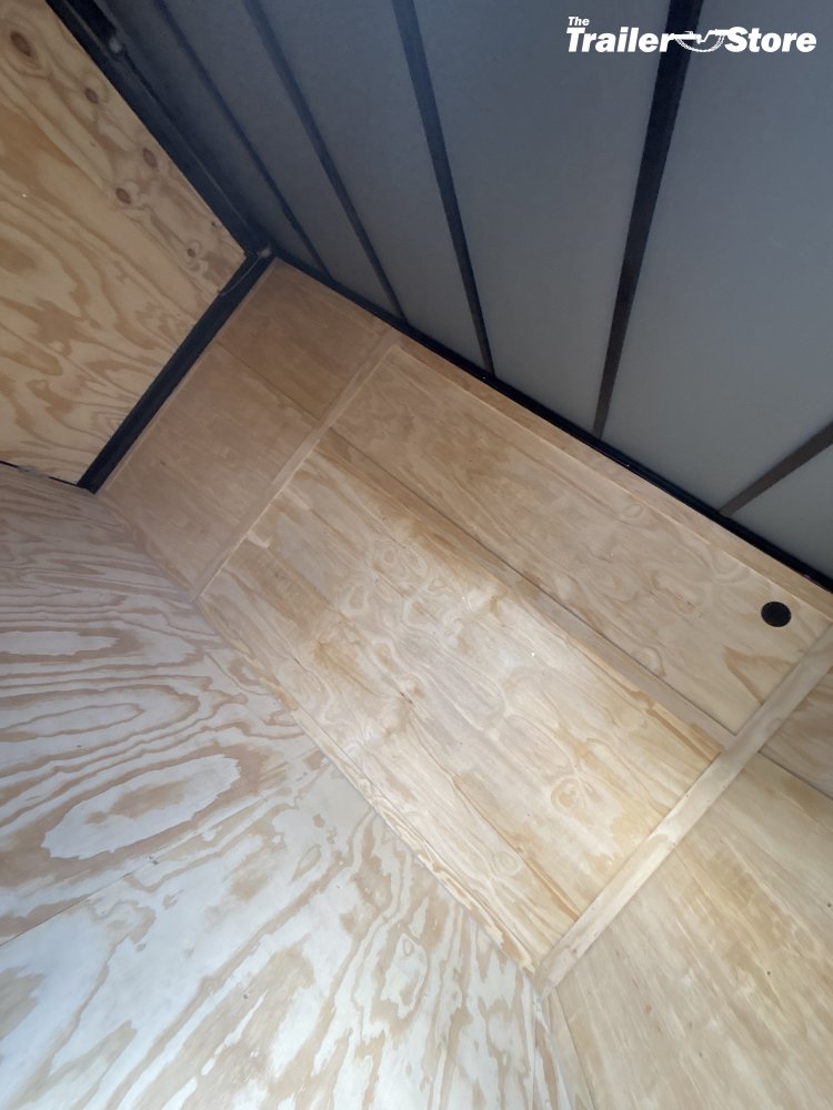 ALL WORLD TRAILER 7X12 ENCLOSED