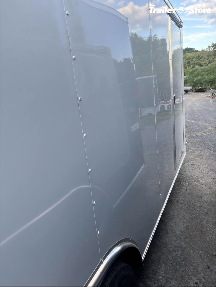 WELLS CARGO 8.5X20 ENCLOSED