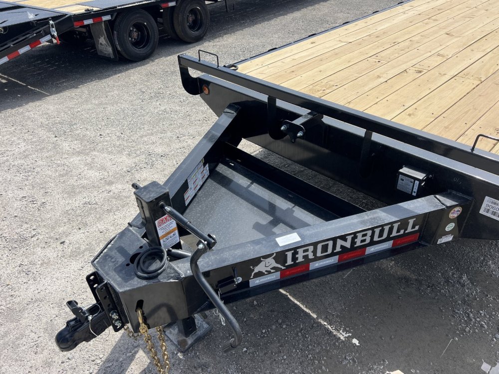 2025 IRON BULL 102 X 28 DECKOVER FLATBED TRAILER W/ RAMPAGE RAMPS