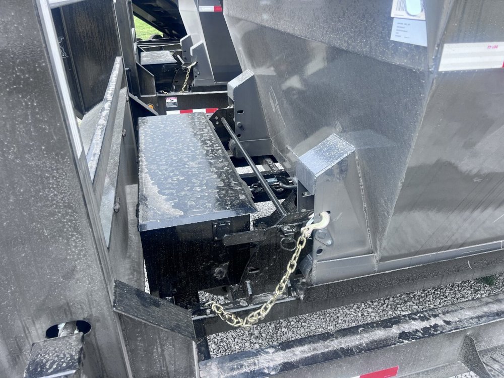 2026 IRON BULL 83x16 GOOSENECK ROLL OFF DUMP TRAILER W/ 1 BIN, 8K AXLES, 16 PLY TIRES