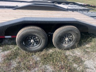 2026 IRON BULL 102X26 GOOSENECK EQUIPMENT TRAILER W/ DRIVE OVER FENDERS