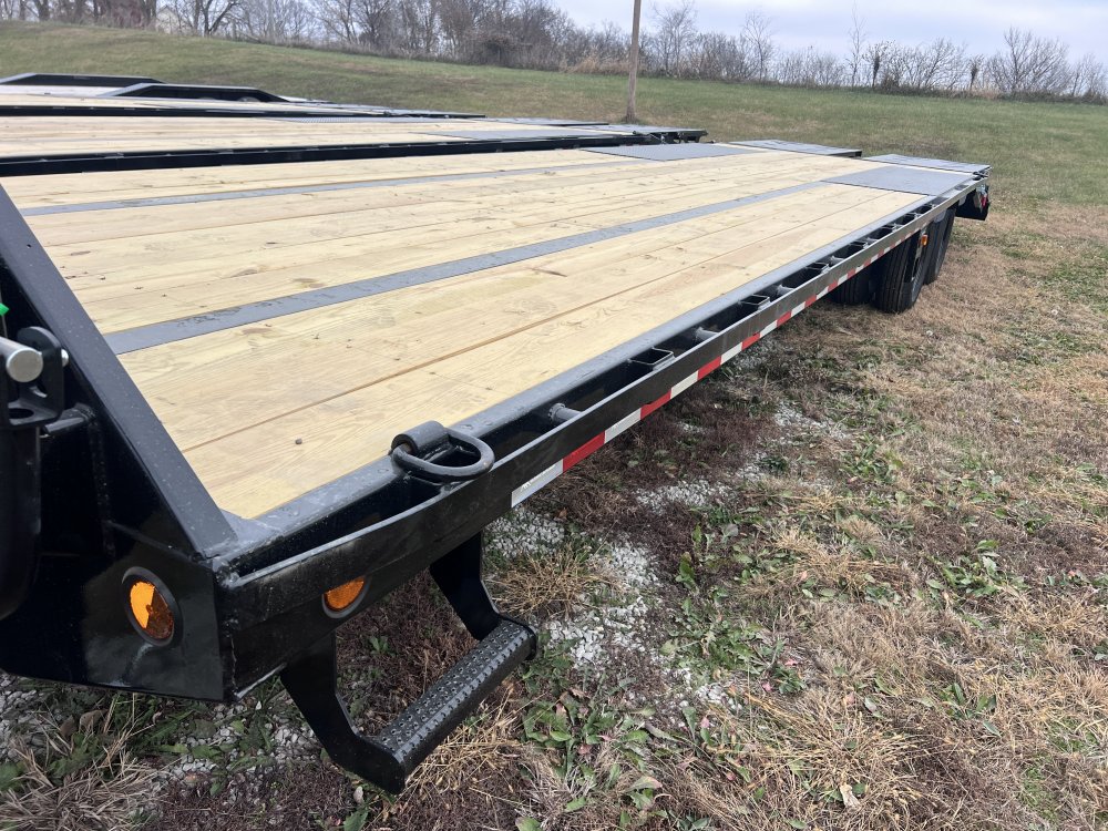 2026 IRON BULL 102 X 32 GOOSENECK DECKOVER FLATBED TRAILER W/10K AXLES