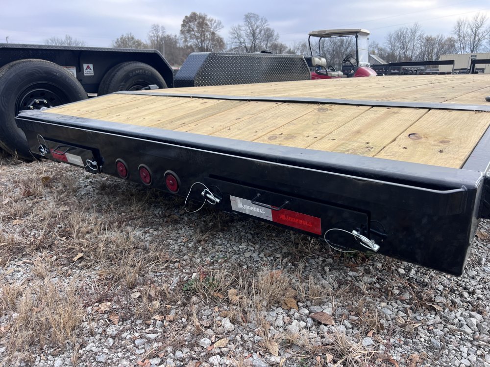 2026 IRON BULL 83X18 EQUIPMENT CAR HAULER TRAILER W/35K AXLES AND 2 BRAKES