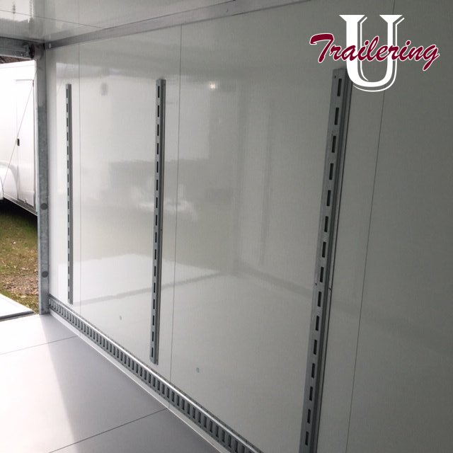 2025 Celltech new technology, galvanized frame, no wood anywhere, Higher roof with e trac installed, cable less rear door
