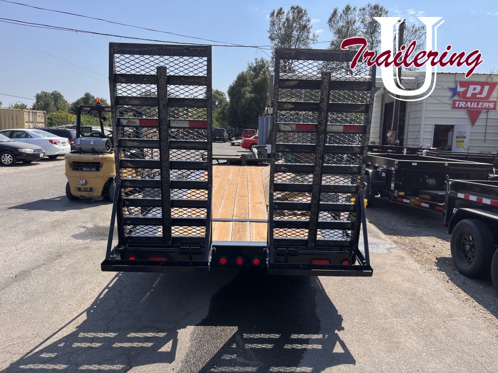 2025 PJ Trailers H5 7'x20' 22k 2' dove with tip up ramps Equipment Trailer