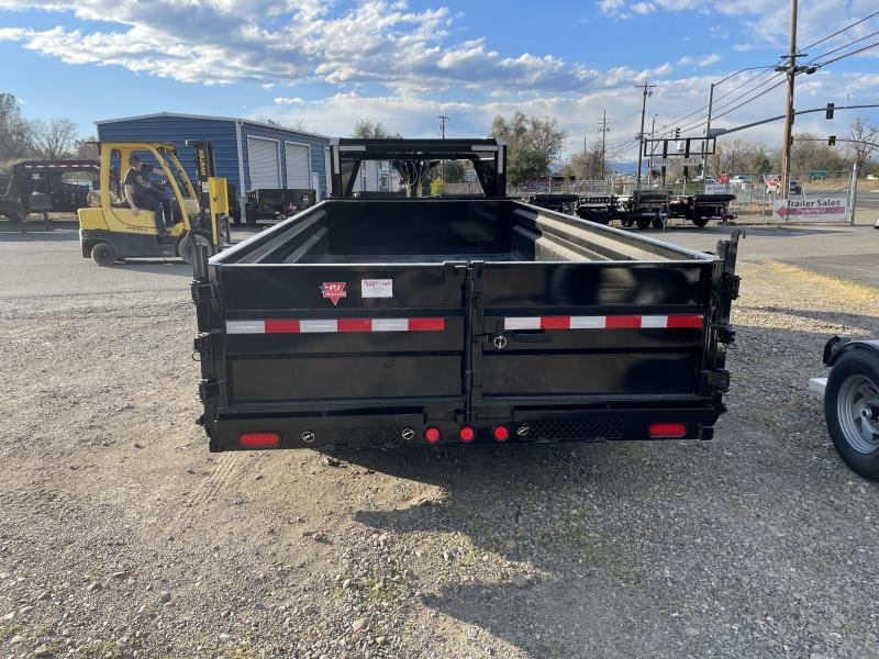 2023 PJ 7'x14' DL Gooseneck w/ Hydraulic Jacks 15680k