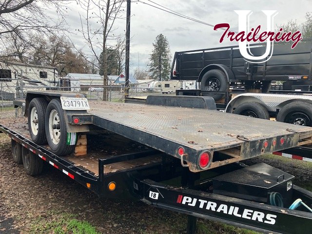Older 7k Steel deck car hauler. Brand new tire. we haven't checked it out yet much
