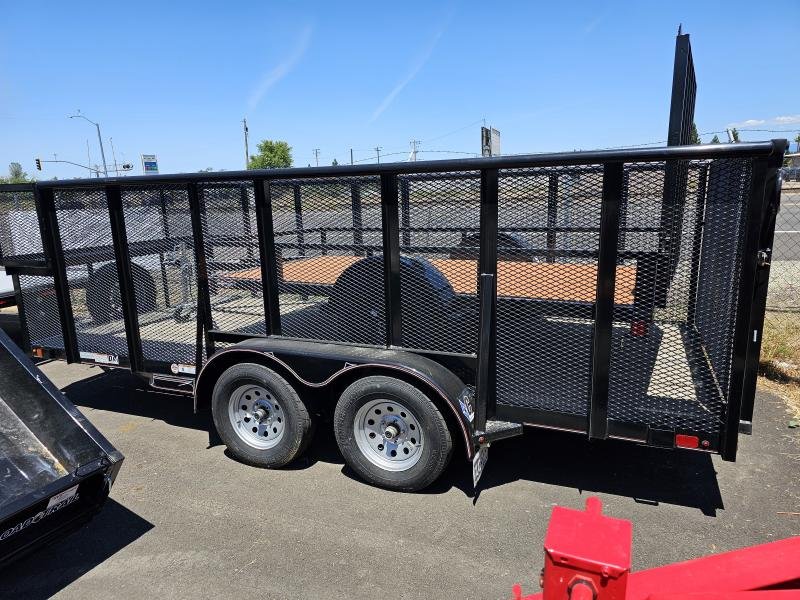 2019 Diamond C Trailers 7'x16' Landscape with 4' Side Mesh