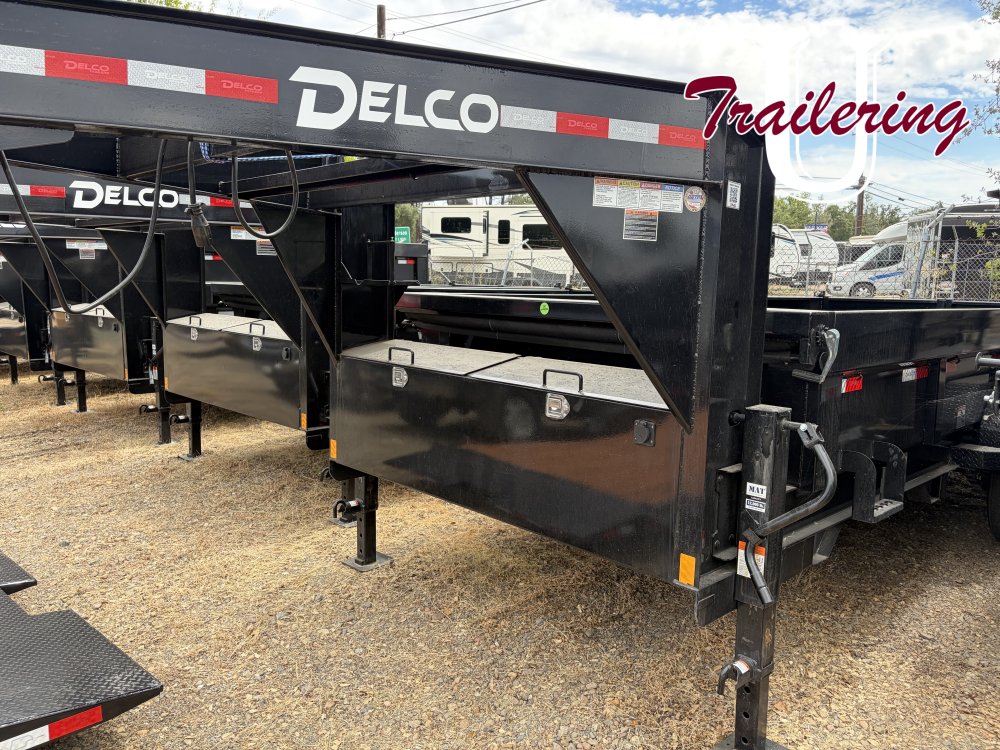 2026 Delco barely used 7x16 gooseneck with a winch mount