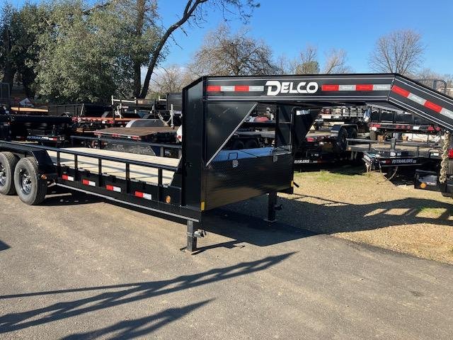 2024 Delco 7'x20' Gooseneck 8 LUG