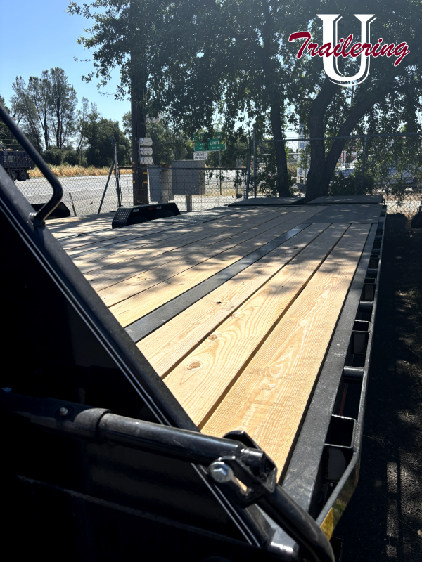 2026 Delco Trailers 20K/22K Low-Pro GOOSENECK 32' Deck over Trailer