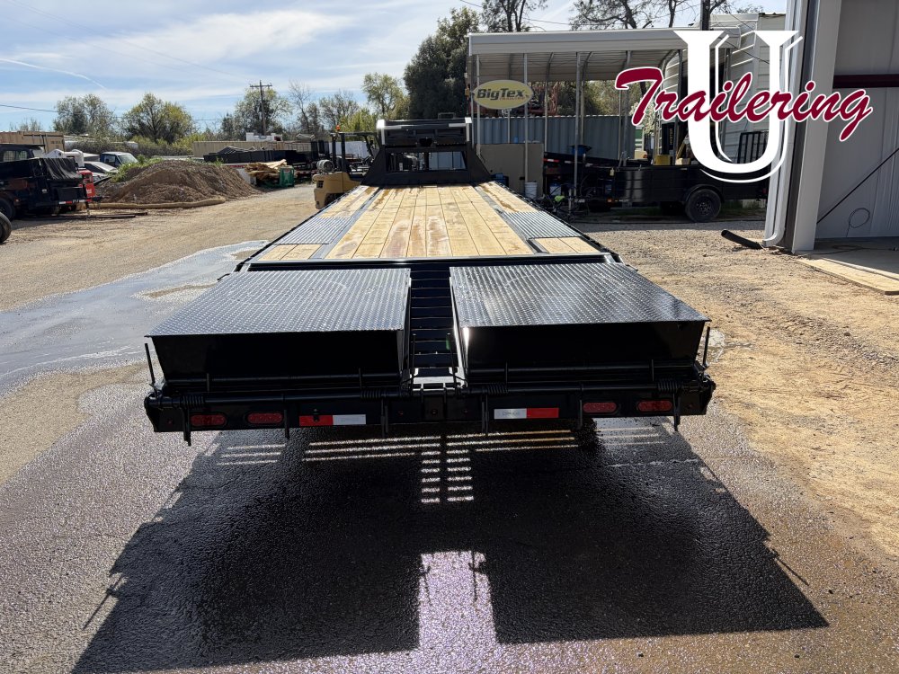 2026 Delco Trailers 20K/22K Low-Pro GOOSENECK 32' Deck over Trailer