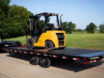 8.5'x24' Big Tex Trailers Equipment