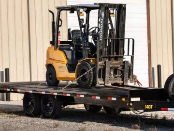 8.5'x24' Big Tex Trailers Equipment