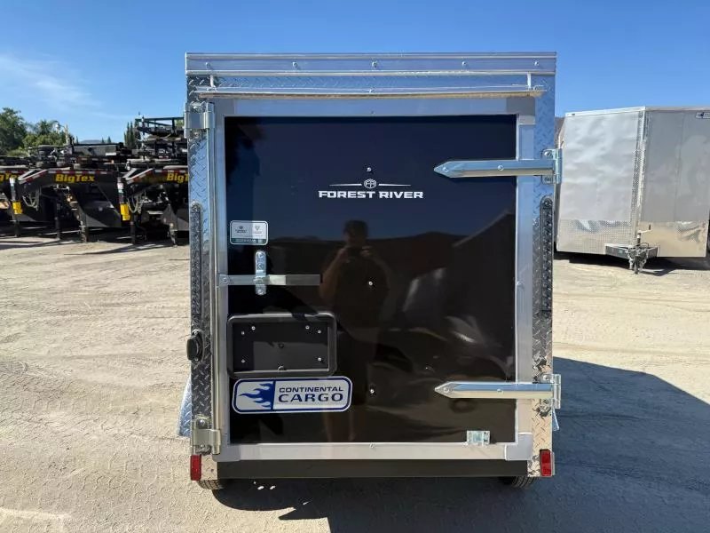 4'x6' Continental Cargo Enclosed Cargo