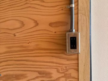 102"x288" Continental Cargo Enclosed Cargo