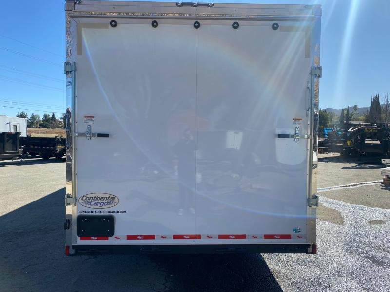 8' 6"x30' Continental Cargo Enclosed Cargo
