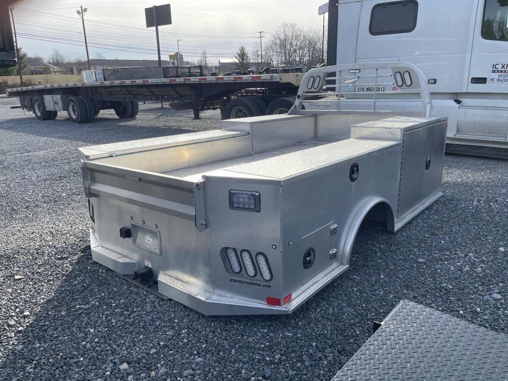 2025 CM Truck Beds ALTM Aluminum Tradesman Body