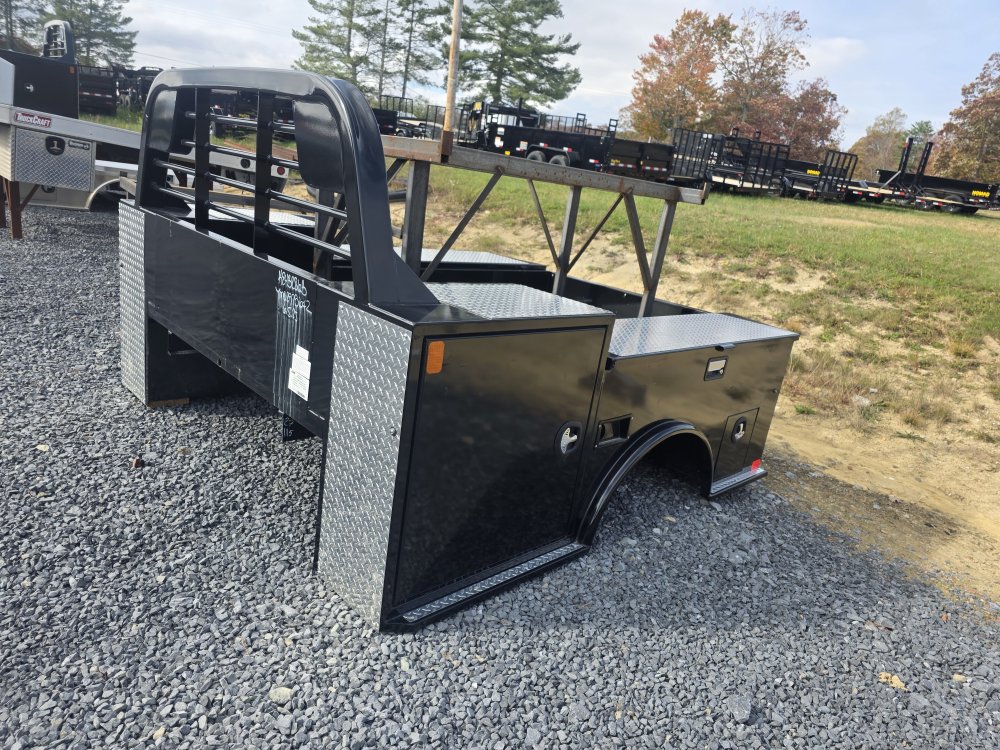 2025 CM Truck Beds TM/TMX Steel Tradesmen Body