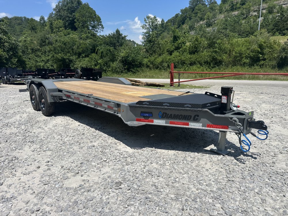 2025-Diamond-C-LPX-210-20'-x-82"-With-Max-Ramps-02961