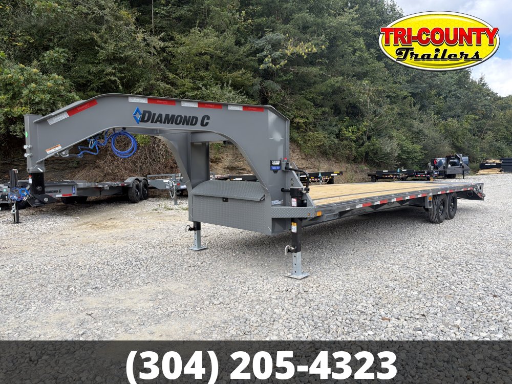 102"x30' Diamond C Gooseneck Deckover