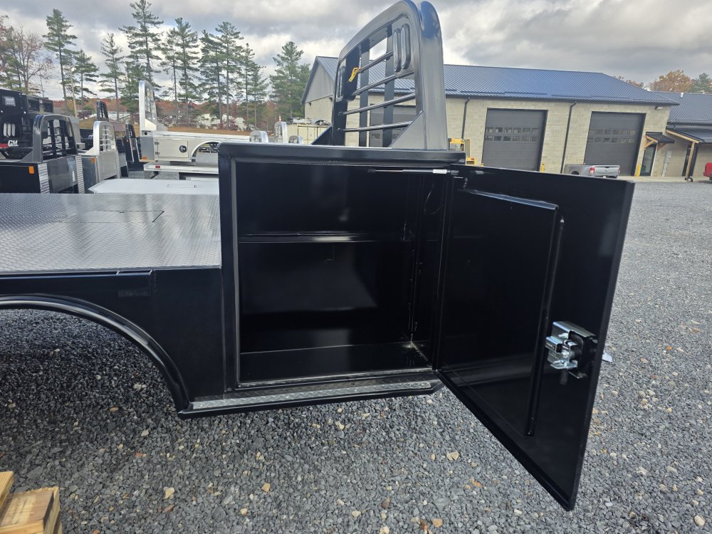 2025 CM Truck Beds SK Steel Deluxe