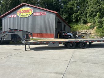 2025 Diamond C FMAX212