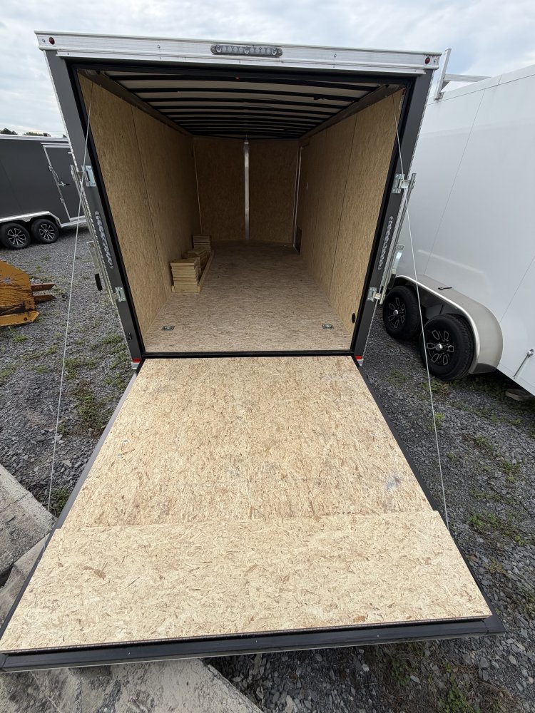 7' x 16' V-Nose Enclosed R/D