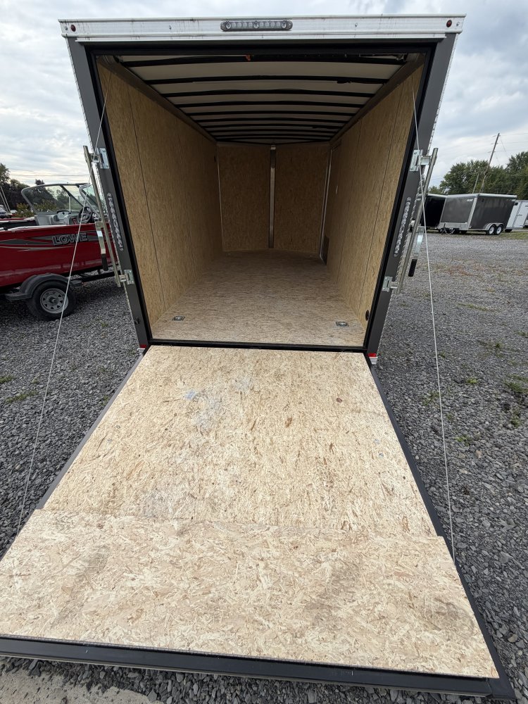 7' x 14' V-Nose Enclosed R/D